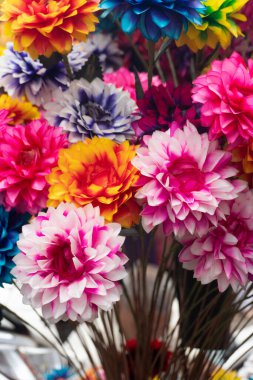 Renkli çiçek buketinin yakın görüntüsü