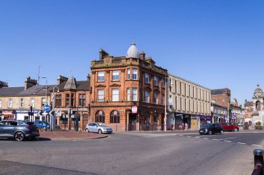 Coatbridge, İskoçya - Ana Cadde, eski tasarruf banka binasına bakın