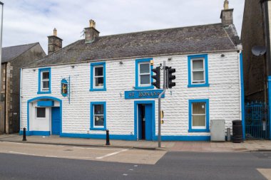 Innerleithen 'ın ana caddesinde bulunan St Ronans Oteli, İskoç Sınırları