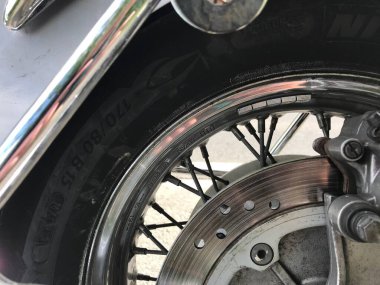 Motosiklet tekerleği ve fren diski