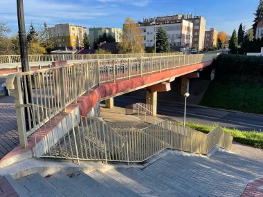 Açık hava meydanı, egzersiz ekipmanı sporu.