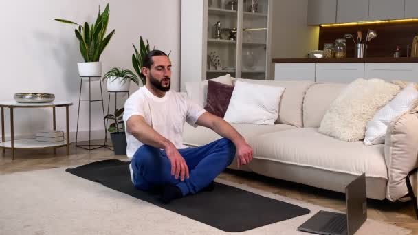 Calm Mid Adult Man Watching Online Video Tutorial Instruction Yoga — Vídeo de stock