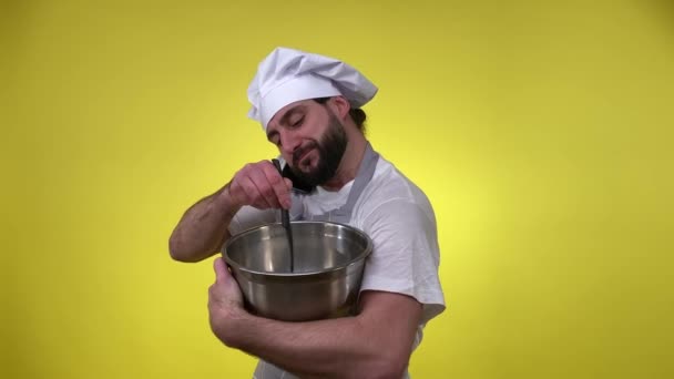 Multifunction Bearded Male Cook Cooking Dessert Whipping Egg Whites While — Stock Video