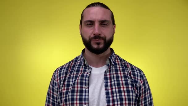 Portrét Emocionální Střední Dospělý Muž Plakat Zdůraznil Duševní Problém Osamělost — Stock video