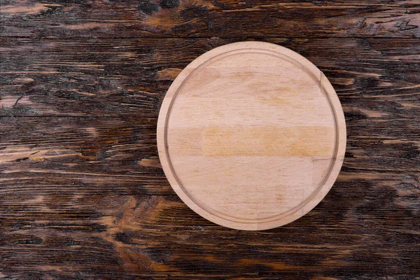 Prázdná Kuchyňská Deska Dřevěném Pozadí Střihací Prkno Prostor Pro Text — Stock fotografie