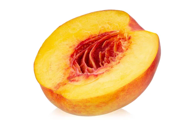 Fruta Pêssego Meia Nectarina Isolada Sobre Fundo Branco Pêssego Orgânico — Fotografia de Stock