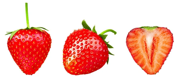 新鲜成熟的草莓 成熟的 完整的和切碎的浆果 被白色背景隔离 文件包含裁剪路径 — 图库照片