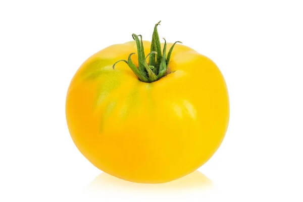 一个新鲜的黄色西红柿 被白色背景隔离 文件包含裁剪路径 — 图库照片