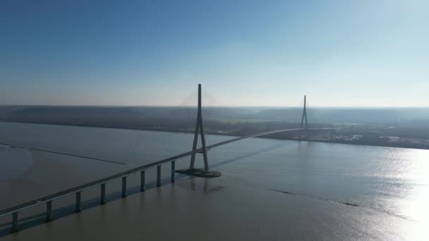 Ουράνια Άποψη Της Γέφυρας Νορμανδία Στη Γαλλία — Αρχείο Βίντεο