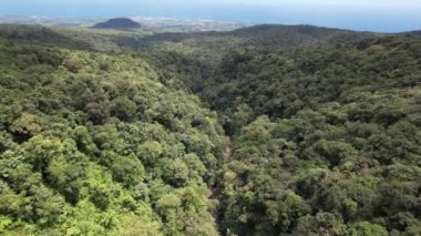 Guadeloupe 'daki Grande-Terre Karayipler' deki panoramik gökyüzü manzarası