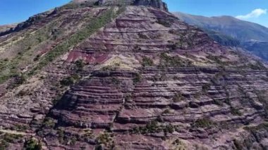 Fransa 'daki Cian Boğazı bir İHA' dan görüldü.