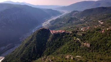 Fransa 'nın Bonson köyü İHA' dan görüldü.