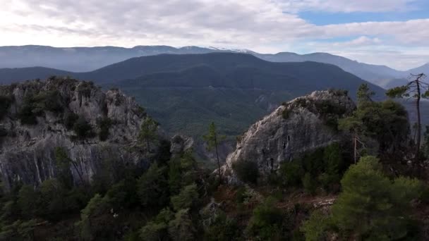 フランスアルプスのエステロン渓谷のパノラマビュー — ストック動画