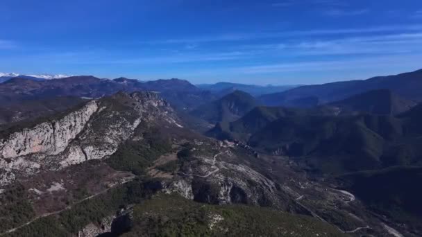 エスターン渓谷のセントマーティン山のパノラマ風景 — ストック動画