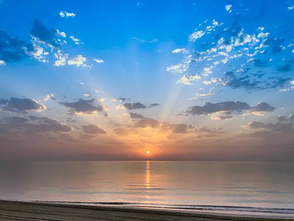 Gündoğumu Canet en Roussillon sahilinde