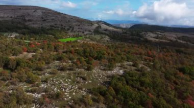 Provence, Fransa 'daki Col de Vence' in geniş panoramik manzarası