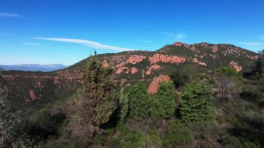 Esterel Zirvesi 'nin havadan görünüşü