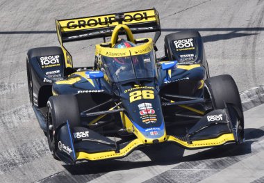 Long Beach, CA - 15 Nisan 2023: IndyCar sürücüsü Colton Herta Andretti Autosport 'un No. 26 araba..