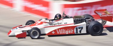 Long Beach, CA - 15 Nisan 2023: The Shadow DN9 Long Beach Grand Prix 'de, Clay Regazzoni tarafından 1978 F1 sezonunda kullanıldı..