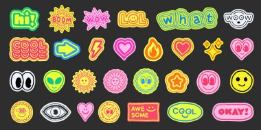 Bir dizi havalı el çizimi çıkartması. Asit Mutlu Gülümseyen Duygular Vektör Tasarımı. Y2K Yamaları.