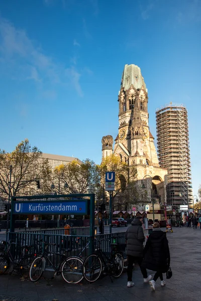 Berlin Almanya Kasım 2022 Berlin Deki Kayzer Wilhelm Gedachtniskirche Yüksek — Stok fotoğraf