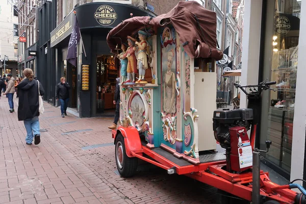 네덜란드 암스테르담 2022 암스테르담의 길거리에 전통적 길거리 장기입니다 고품질 — 스톡 사진