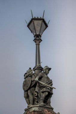 Berlin, Almanya. Kasım 2022. Berlin 'deki Moltkebrucke' daki fenerlerden biri. Yüksek kalite fotoğraf