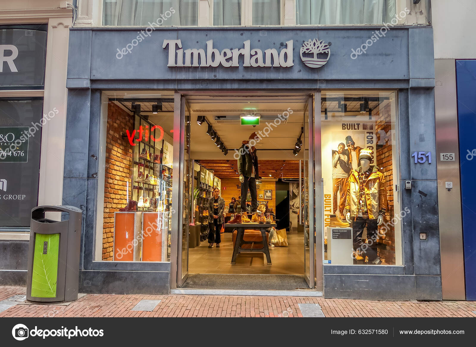 Commercial timberland Stock Photos, Royalty Free Commercial timberland  Images | Depositphotos