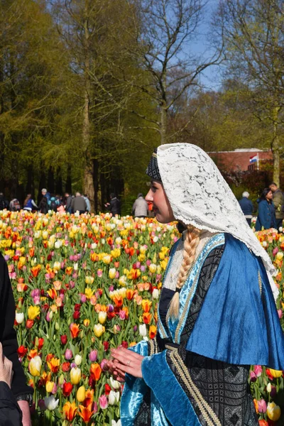 Lisse Nederländerna April 2023 Flickan Med Pärlörhängena Ett Tulpanfält Vid — Stockfoto