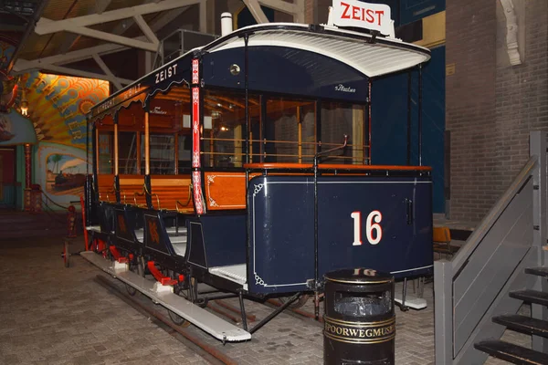 オランダのユトレヒト 2023年5月8日 ユトレヒトの鉄道博物館で古い列車 高品質の写真 — ストック写真