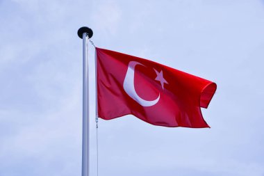 Den Helder, Hollanda. 31 Mayıs 2023. Dalgalı Türk bayrağı. Yüksek kalite fotoğraf
