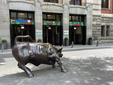 Amsterdam, Hollanda... 24 Haziran 2023. Amsterdam Borsası 'nın girişi. Yüksek kalite fotoğraf