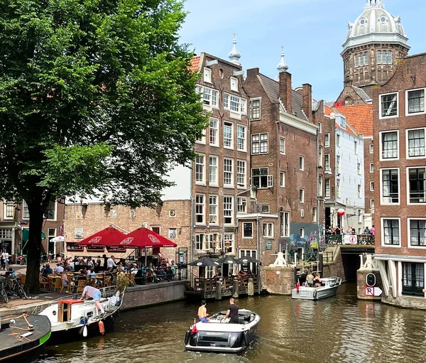 Amsterdam Hollanda Haziran 2023 Amsterdam Kanalları Tarihi Köprüler Yüksek Kalite — Stok fotoğraf