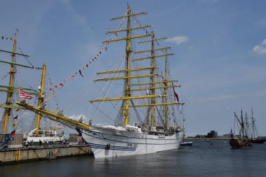 Den Helder, Hollanda. 30 Haziran 2023. Endonezya 'dan uzun gemi Bima Suci, Den Helder limanında. Yüksek kalite fotoğraf