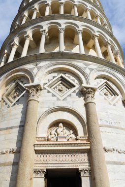 Pisa, İtalya. 18 Eylül 2923. Vaftizhane, duoma, katedral ve eğimli Pisa kulesi. Yüksek kalite fotoğraf