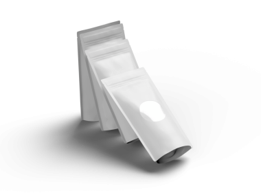 Şeffaf bir arkaplan üzerinde şeffaf bir penceresi olan 3D parlak mühürlü bir stand-up çantasının resmi