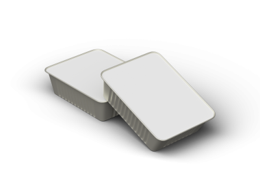 Şeffaf bir arkaplanda izole edilmiş küçük dikdörtgen yiyecek folyo tepsisinin 3D görüntüsü