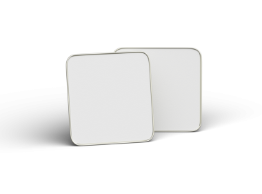 Şeffaf bir arkaplanda izole edilmiş 3D kare yiyecek folyo tepsisi resmi