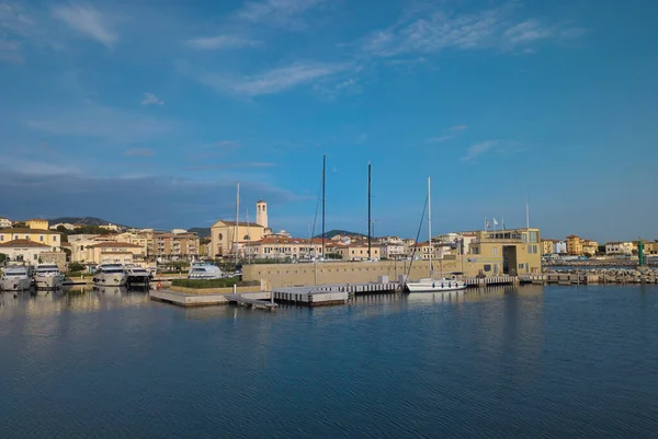 San Vincenzo limanı ve limanı, San Vincenzo, Livorno, Toskana, İtalya