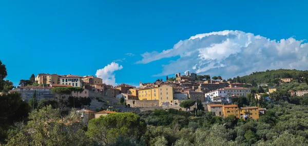 Panoramic View Tuscan Town Campiglia Marittima Blue Sky Clouds — Stock Photo, Image