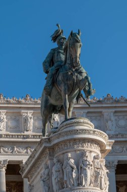 Vittorio Emanuele Ulusal Anıtı, diğer adıyla Vittoriano veya Altare della Patria: heykellerin ayrıntıları, Roma, İtalya