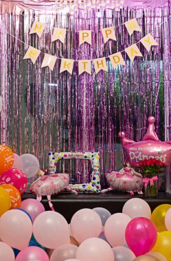 Doğum günü için kurdele duvar kağıdı arkaplanı