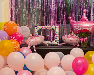 Doğum günü için kurdele duvar kağıdı arkaplanı