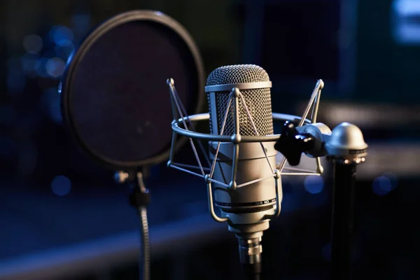 Microphone Pop Shield Closeup Background Professional Recording Studio Microphone Stand — Stock Photo, Image