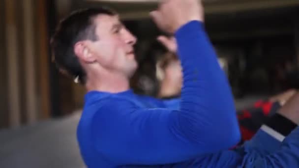 Athletic Men Gym Doing Series Active Sit Ups Fit Male — Vídeo de stock