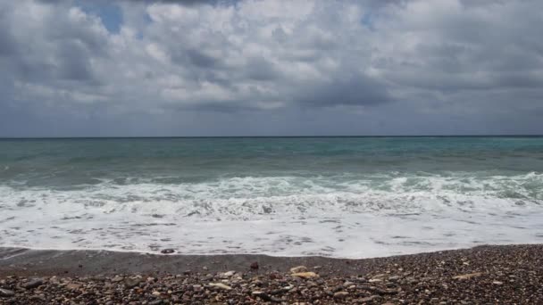Gorgeous View Sea Waves Surge Break Rocky Shoreline Ocean Waves — Video Stock