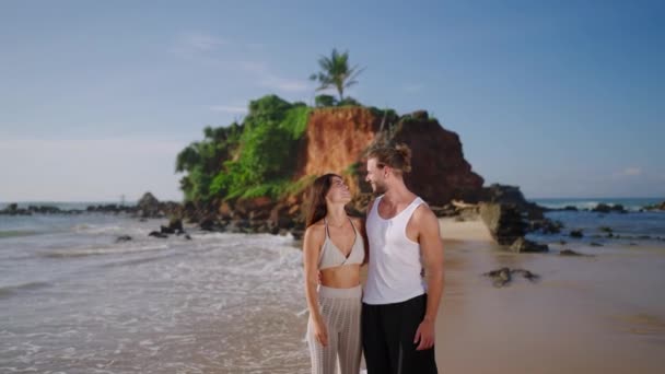 Video Portrait Happy Diverse Couple Embracing Smiling Camera Exotic Tropical — Stockvideo