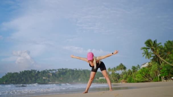 Young Blonde Woman Exercesing Sea Sunrise Caucasian Female Stretching Beach — стокове відео