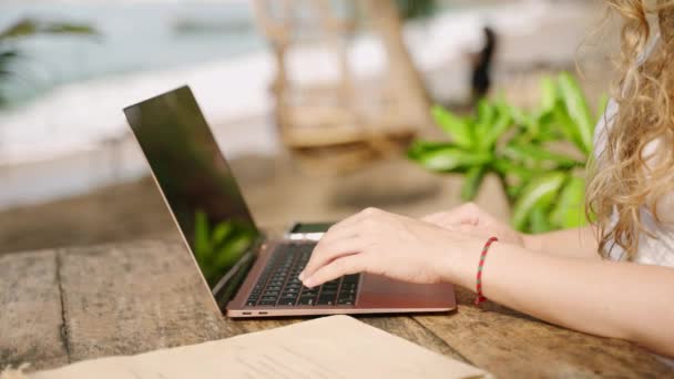 Hands Young Woman Coding Laptop Outdoor Seaside Cafe Female Freelancer — Αρχείο Βίντεο