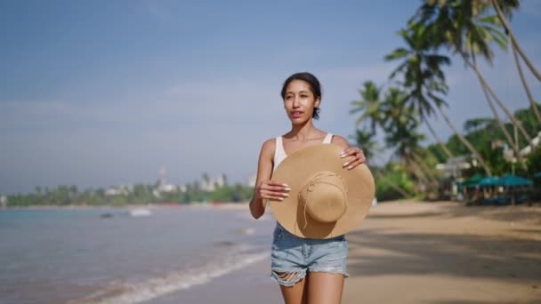 Multiethnic Black Woman Walking Ocean Beach Her Tropical Vacation Exotic — Stock Video